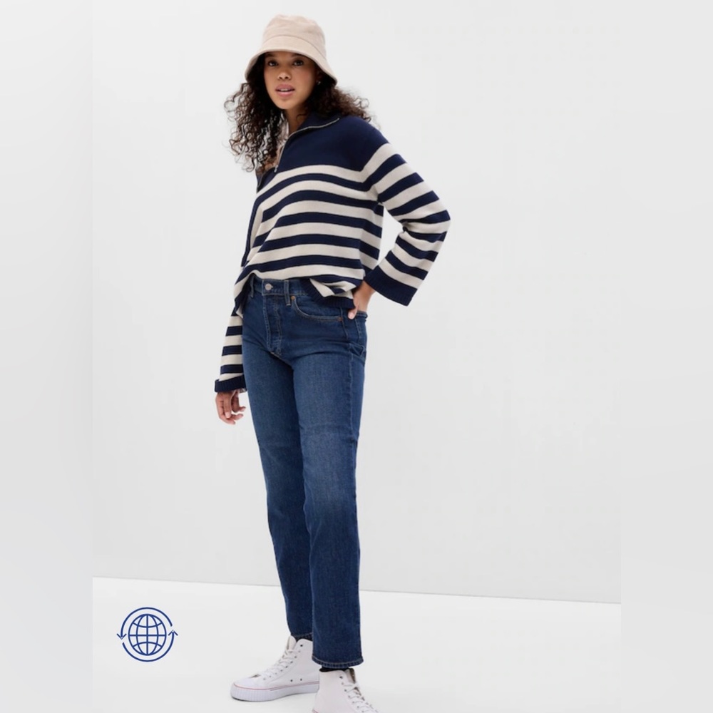 Gap High Rise Cheeky Straight Jeans with Washwell